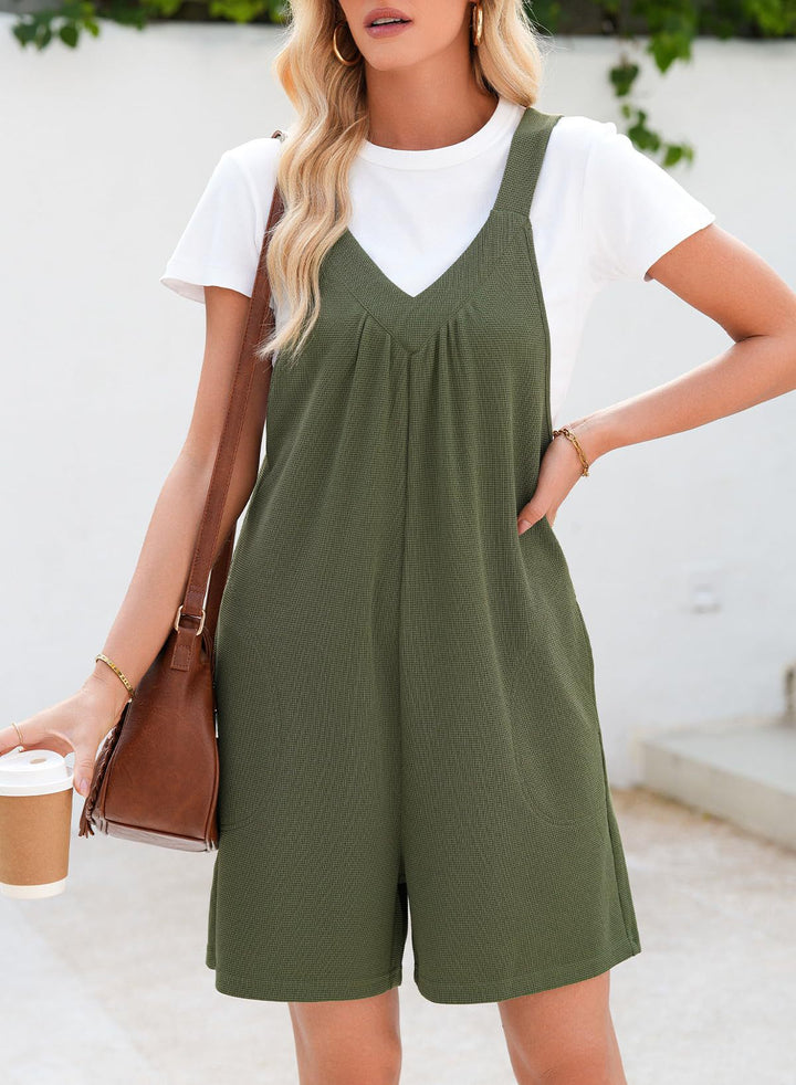 Damen Sommer Kurzoverall mit V-Ausschnitt in Waffeloptik. Lässiger, bequemer und ärmelloser Freizeit-Overall.