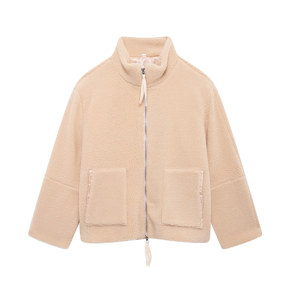 Stilvolle Damen-Freizeitjacke aus Fleece, warm und bequem für Herbst- & Wintermode.