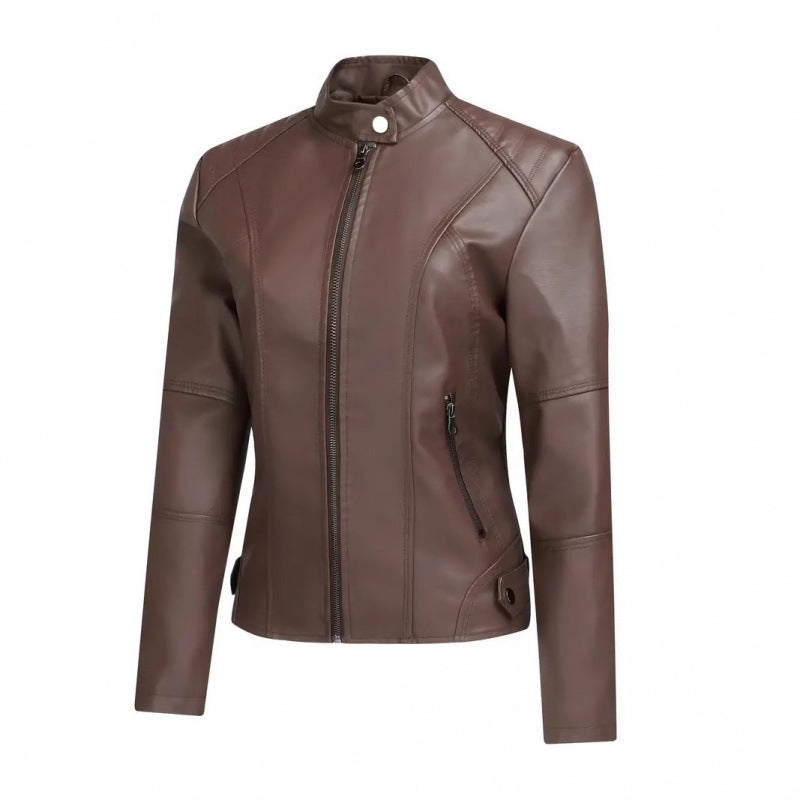 Moderne kurze Übergangsjacke für Damen, vielseitig kombinierbar. Ideal für einen schicken Freizeit-Look.