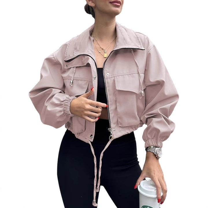 Trendige Damen Kurzjacke, sportlich-elegant, perfekt als Übergangsjacke im Frühjahr/Herbst. Modische Freizeitjacke.