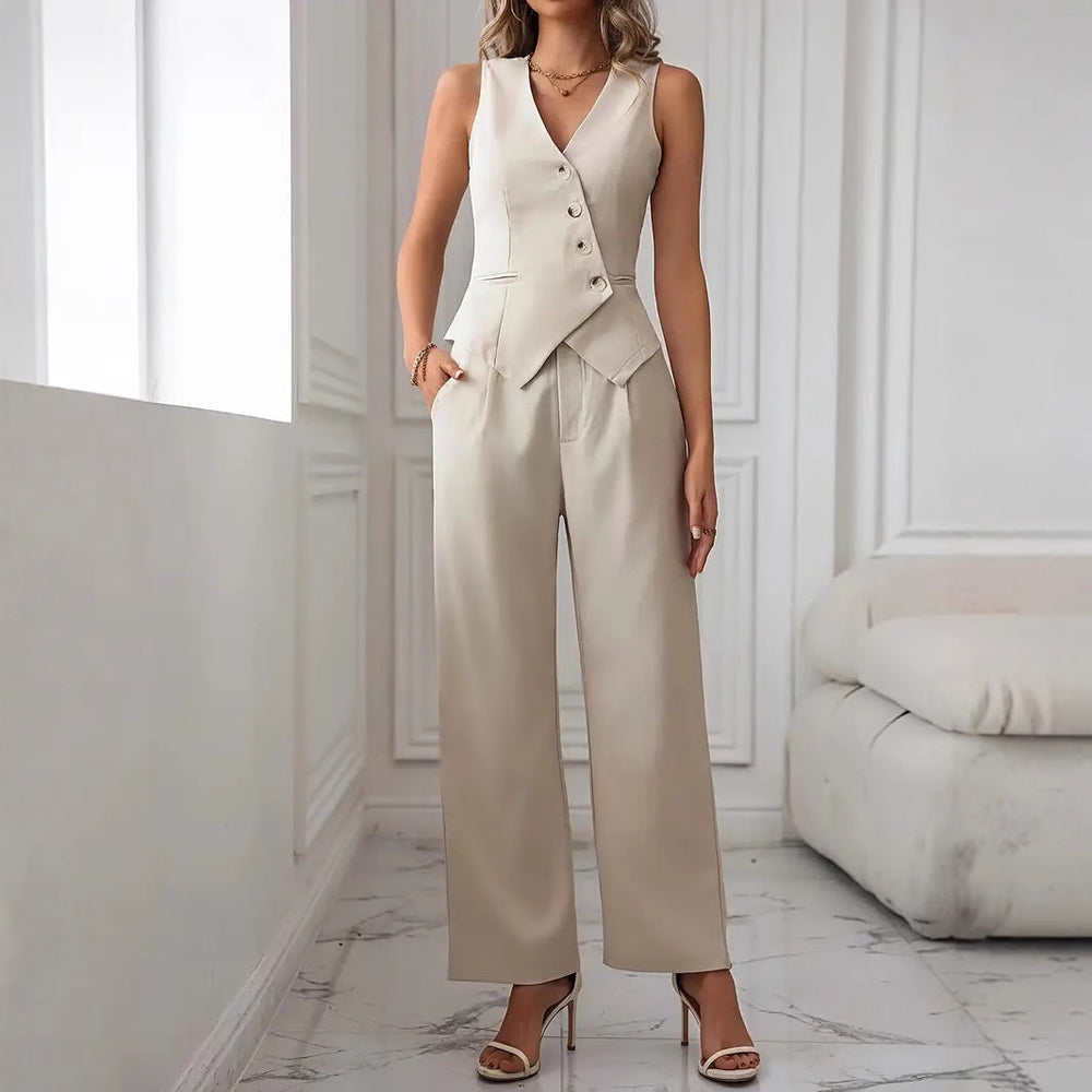 Elegantes Damen Set: Ärmellose Weste & lange Hose in Milchweiß. Perfekt für Business Casual und Freizeit.