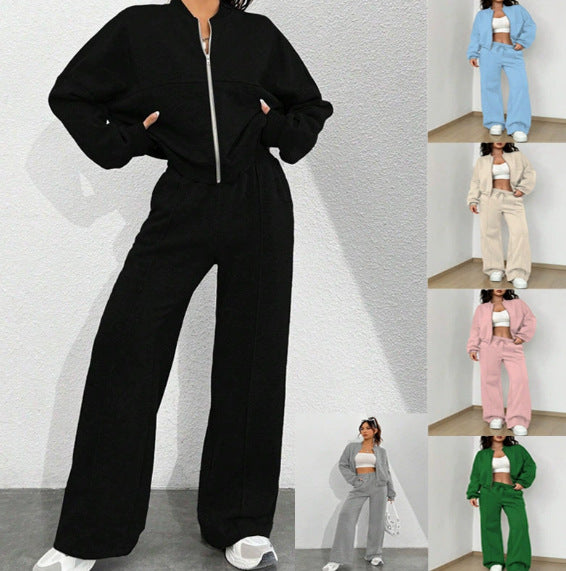 Damen Loungewear-Set: Kurzer Bomber & weite High-Waist Jogginghose. Komfortable Freizeitkleidung für Damen.