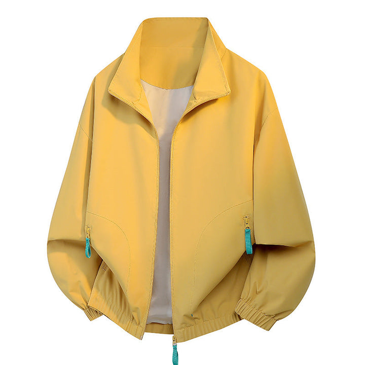 Detailaufnahme des robusten Reißverschlusses am urbanen Herren Blouson, hochwertig verarbeitet.