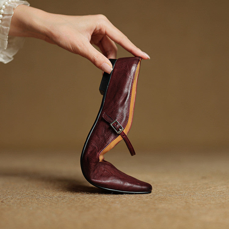Schwarze Damenschuhe: stilvolle Mules, super bequem und perfekt für den Sommer.