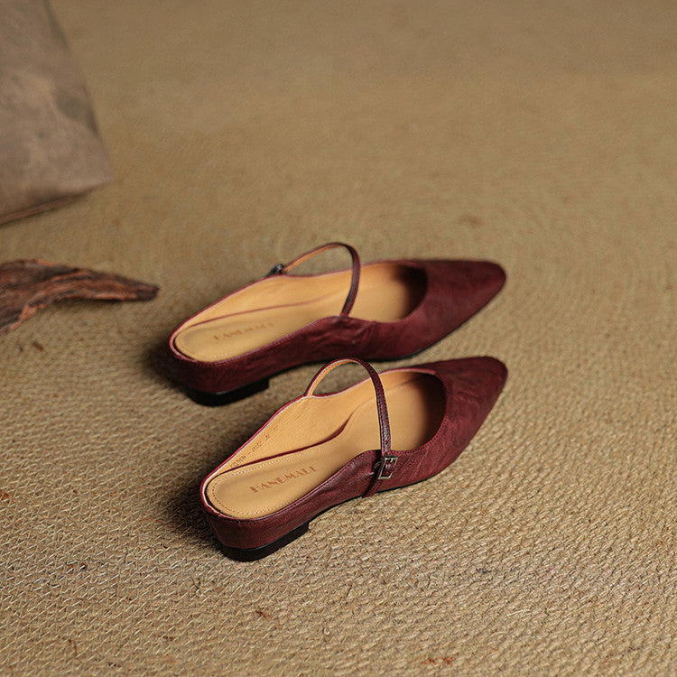 Komfortabler beige Damen Slipper, ideal für elegantes Sommer-Flair & Freizeit.