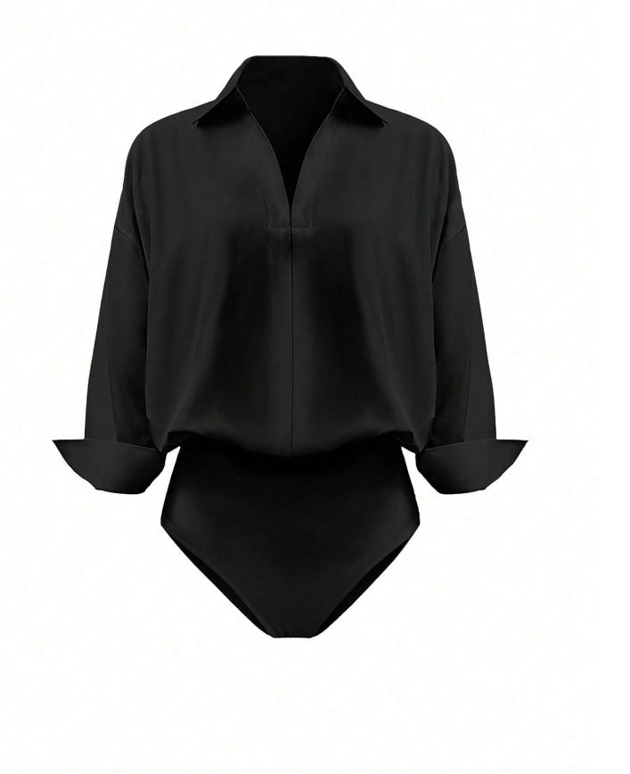 Damen Eleganter Hemdblusen-Body mit V-Ausschnitt & Oversize-Schnitt. Modisch & klassisch kombiniert.