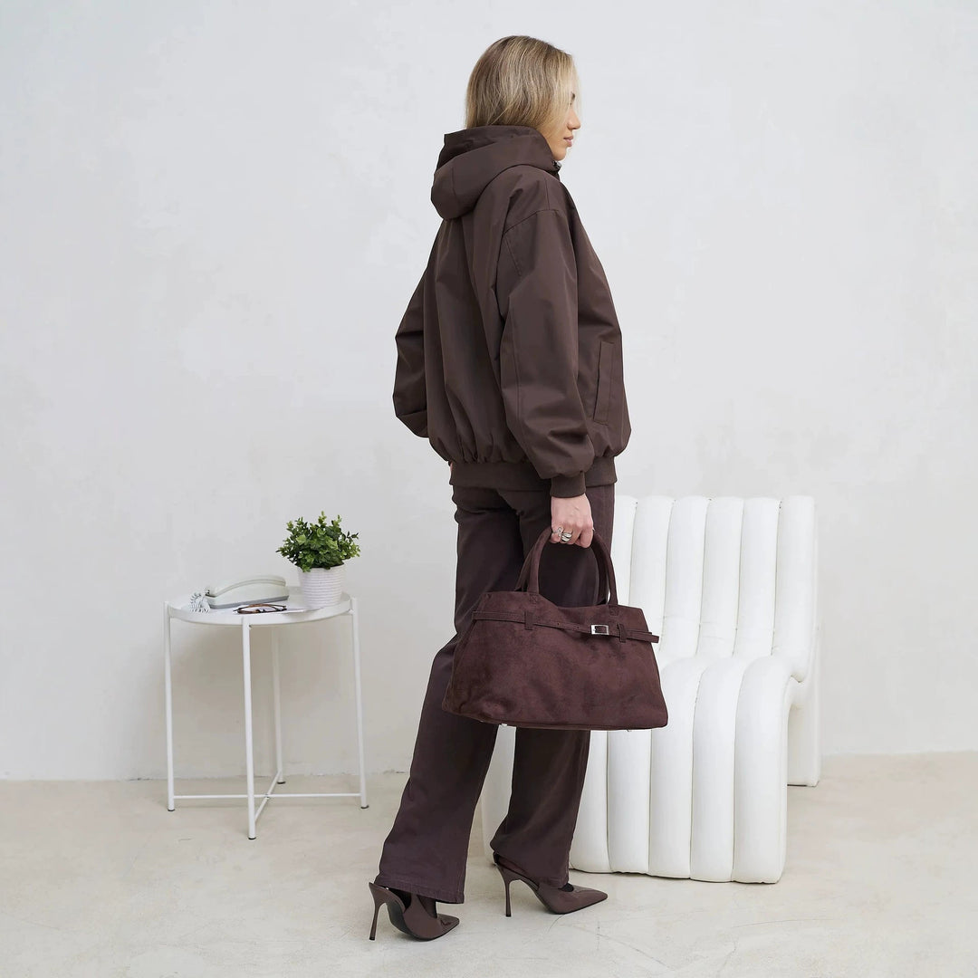 Stilvolle, vielseitige Damen Kapuzenjacke, leicht & bequem. Perfekte Reißverschlussjacke für Freizeit & Outdoor.