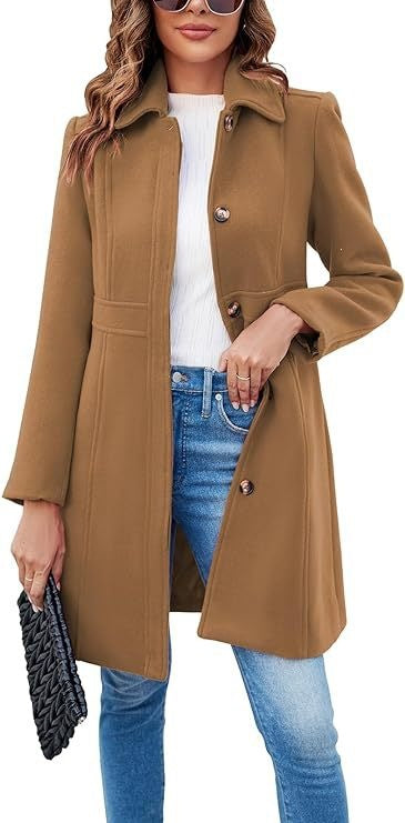 Eleganter, langer Damen-Herbstmantel im klassischen Schnitt. Hochwertige Oberbekleidung, stilvoll & warm für den Winter.