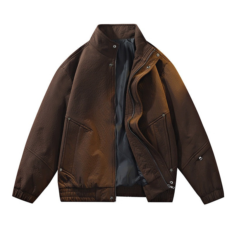 Robuste Herren Outdoor-Jacke mit lässigem Stehkragen, ideal als Übergangsjacke für Herren.