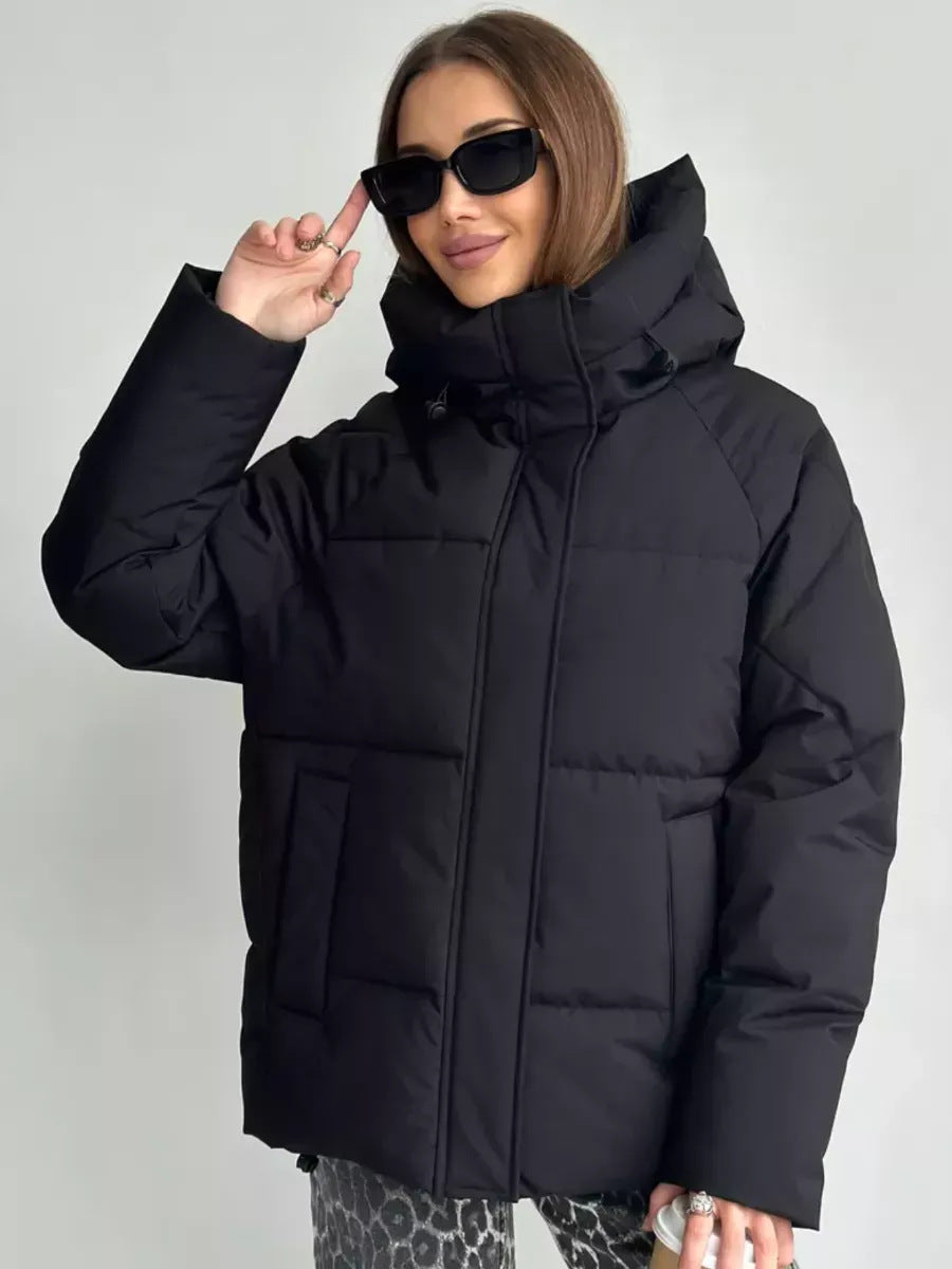 Bequeme Oversized Damen Winterjacke für Outdoor & Freizeit, modern und angenehm warm.
