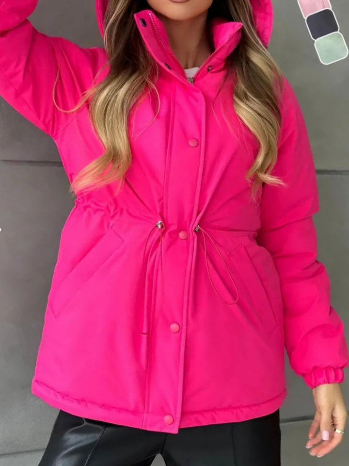 Damen Funktions- & Regenjacke, strapazierfähig und komfortabel für alle Outdoor-Herausforderungen.
