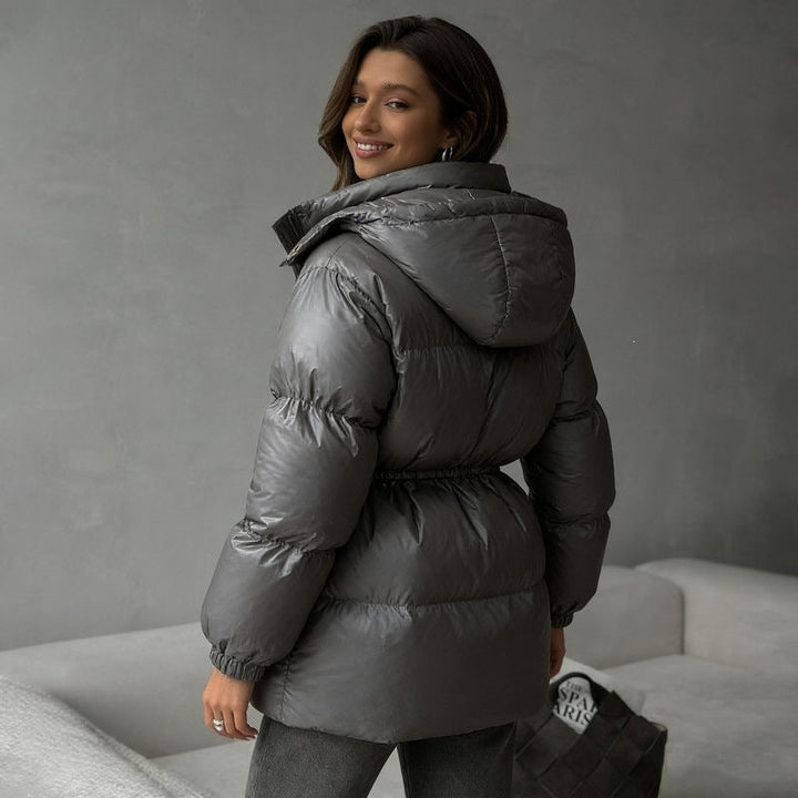 Damenjacke mit stilvollem Taillenzug für schmeichelhafte Silhouette. Modisch & funktional.