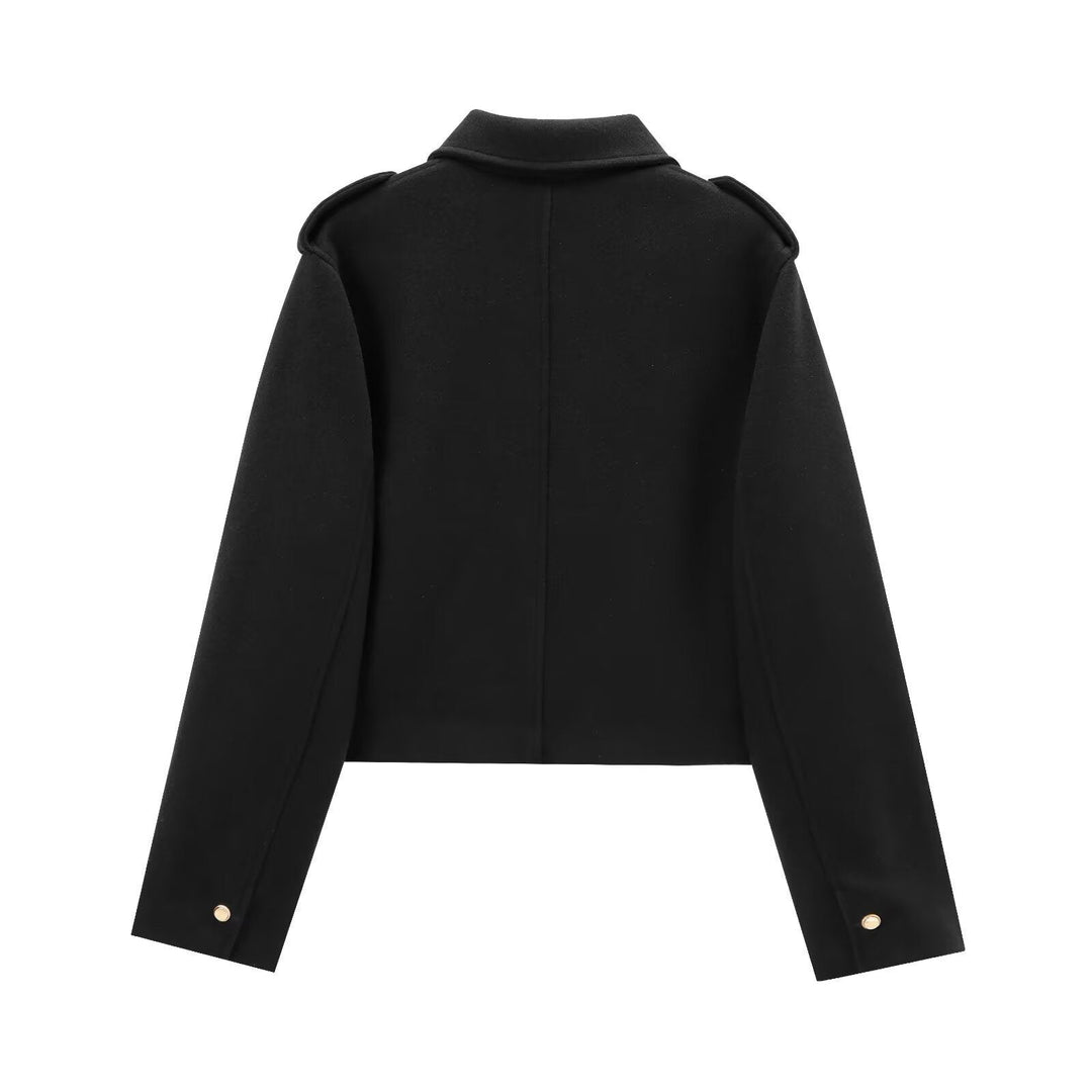 Stilvolle Damen Übergangsjacke in Schwarz mit praktischen Pattentaschen, vielseitig kombinierbar.