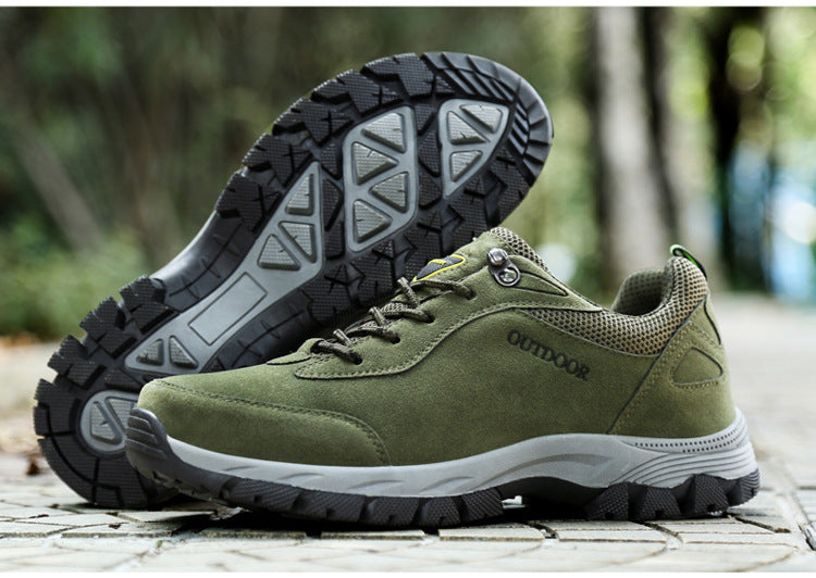 Sohle orthopädischer Herren-Wanderschuhe mit starker Dämpfung für Fersensporn. Schmerzfreies Gehen, robust.