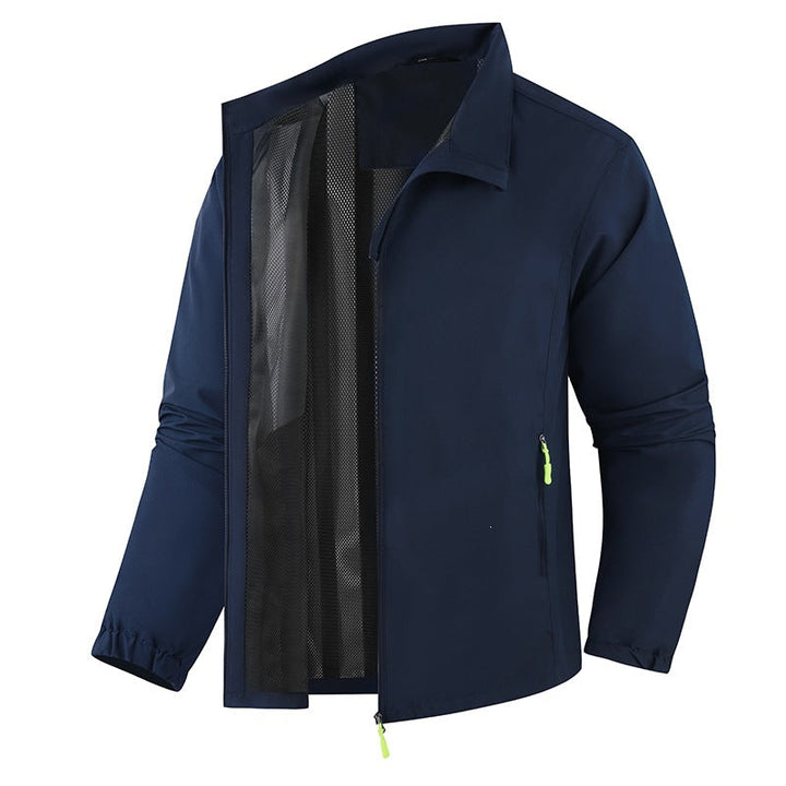 Robuste, leichte Herren Windjacke, schützt vor leichtem Regen & Wind, perfekt für Jogging im Park.