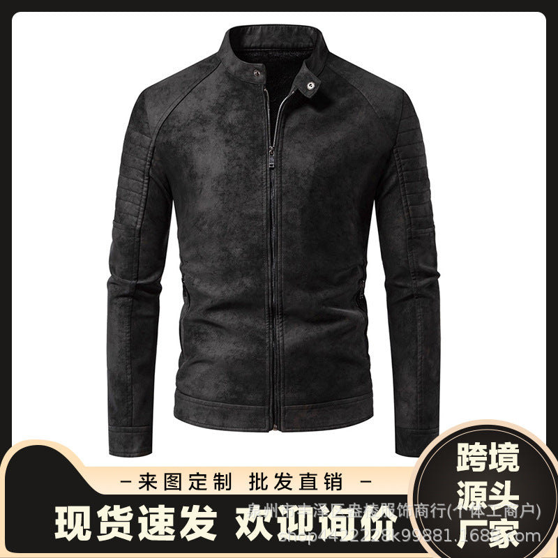 Schwarze Herren Bikerjacke in Lederoptik mit Stehkragen und Reißverschluss, ideal für modernen Männer Stil und Übergang.