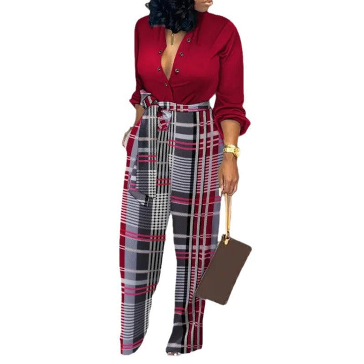Modischer Freizeit Overall für Damen, bequemer Einteiler mit trendigem Patchwork-Stil.