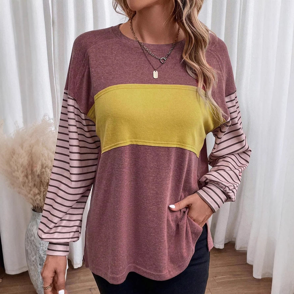 Modisches Damen Longsleeve Oversize, weich & bequem, mit auffälligen gestreiften Ärmeln für einen Casual Look.