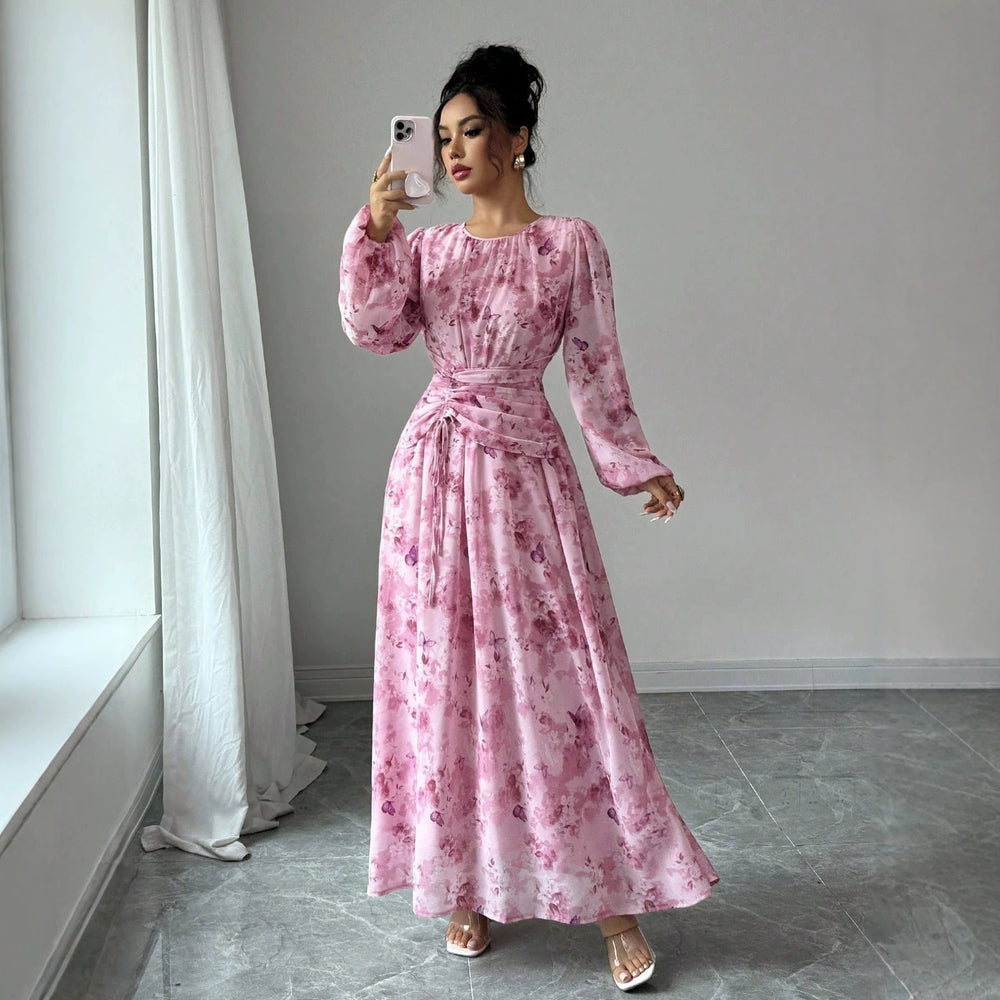 Romantisches A-Linien Maxikleid für Damen, blumig bedruckt mit Schmetterlingen & Puffärmeln. Festlich.