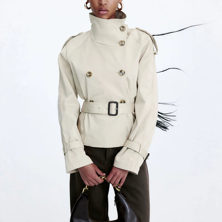 Damen kurzer Trenchcoat mit Gürtel, elegante Übergangsjacke für Frauen, klassisch & stilvoll.