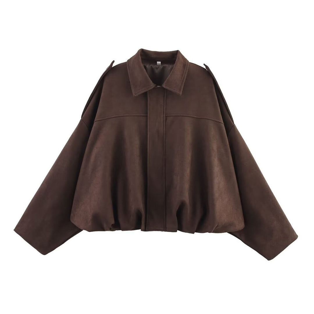 Legere Damenjacke im Streetstyle. Elegante Kurzjacke, ideal als stylische Freizeit- und Übergangsjacke.