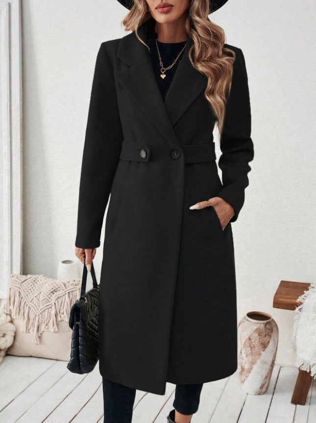 Damen Eleganter Langmantel, moderner Business Look & Casual Chic, stilvolle Frauenmode.