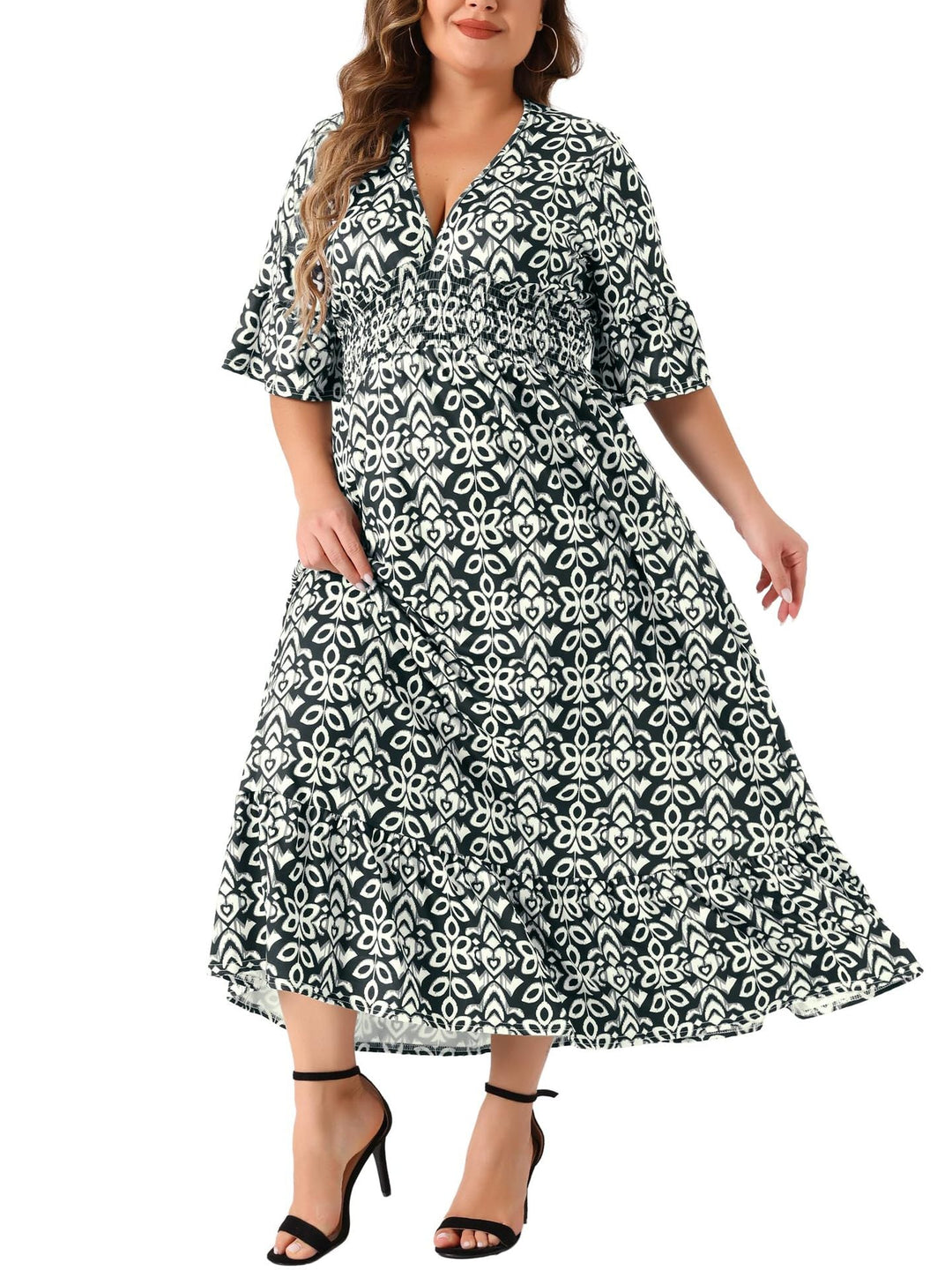 Vielseitiges Damen Midikleid mit A-Linie, grafischem Print und geraffter Taille. Ideal für Büro & Freizeit.