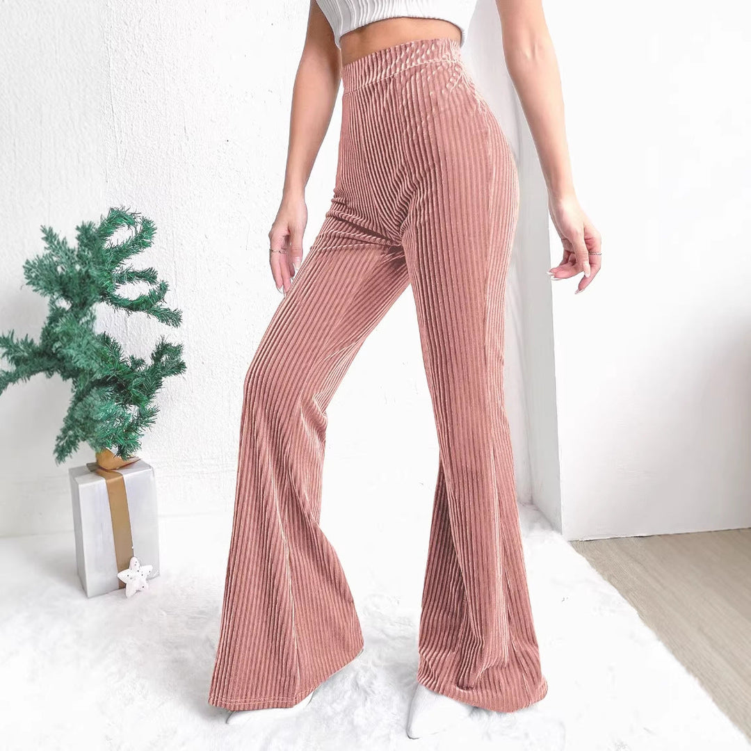 Komfortable hochtaillierte Freizeithose für Damen, gerippt mit weitem Bein und elegantem Fall.