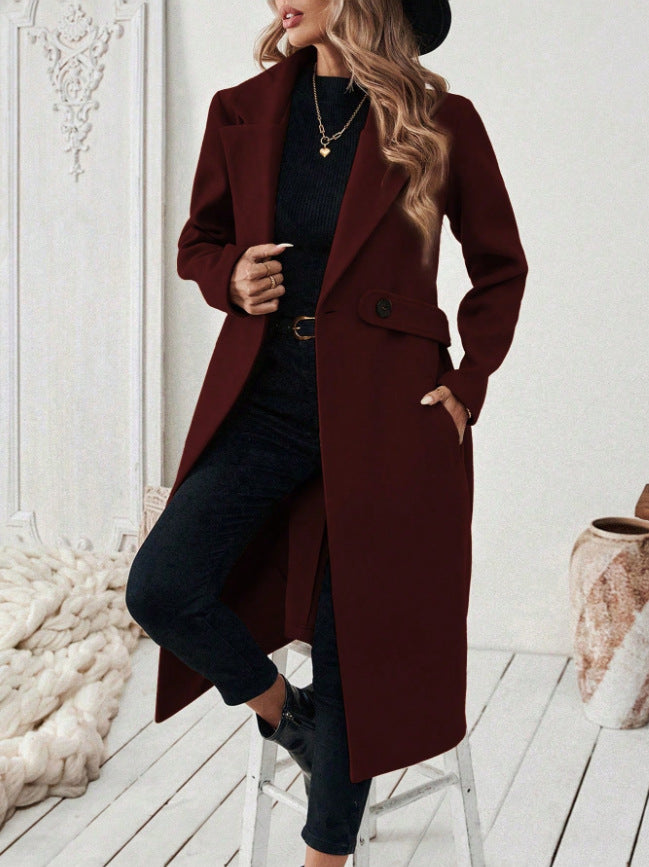 Eleganter & Moderner Damen Langmantel, vielseitige Frauenmode für anspruchsvolle Auftritte.