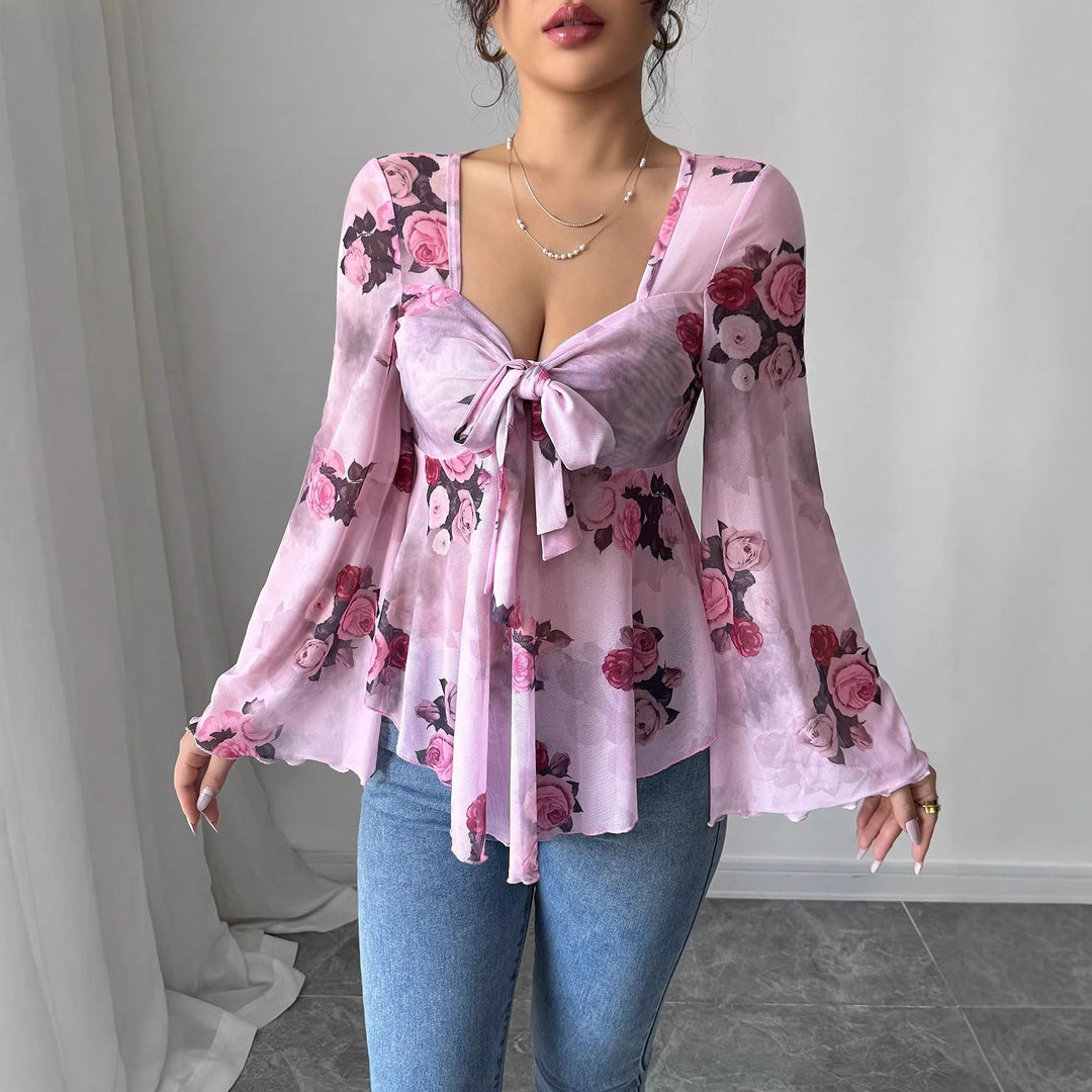 Leichte Damenbluse für Frühling/Sommer: transparenter Floral-Print, Babydoll-Schnitt, Knotenfront.