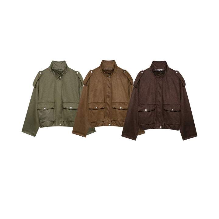 Braune modische Damen Kurzjacke mit großen Taschen, perfekt für Freizeit und Übergang. Stilvolle Casual Jacke.