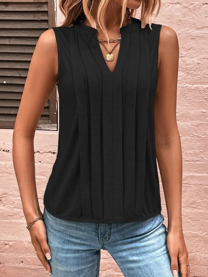 Frühlings- & Sommerbluse für Damen, ärmellos, mit V-Ausschnitt & Bügelfalten. Ein zeitloser Klassiker.