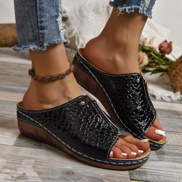 Komfortable Amalia Sandalen für Damen. Orthopädische Damenschuhe mit optimaler Unterstützung für gesunde, schmerzfreie Füße.
