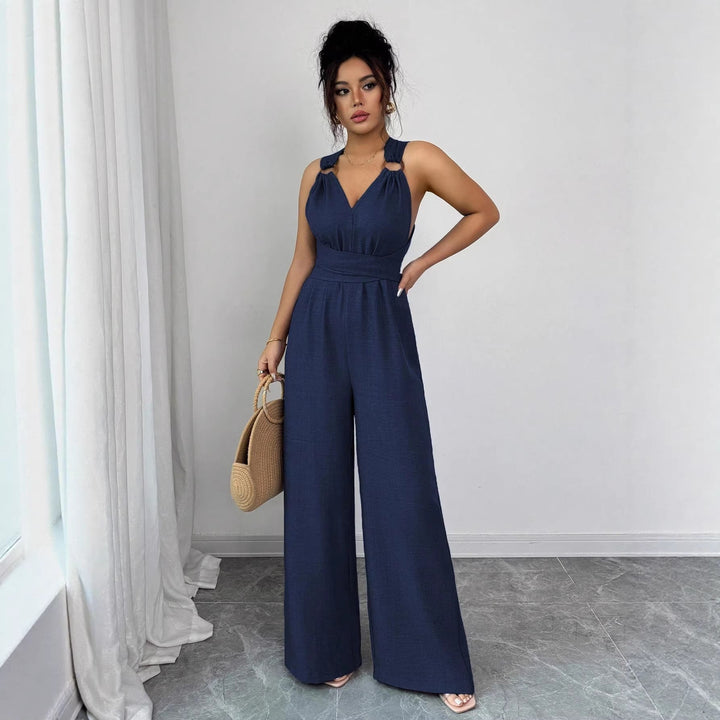 Komfortabler Damen Jumpsuit mit weitem Bein, elegantem V-Ausschnitt & stylischem Taillengürtel. Vielseitig.