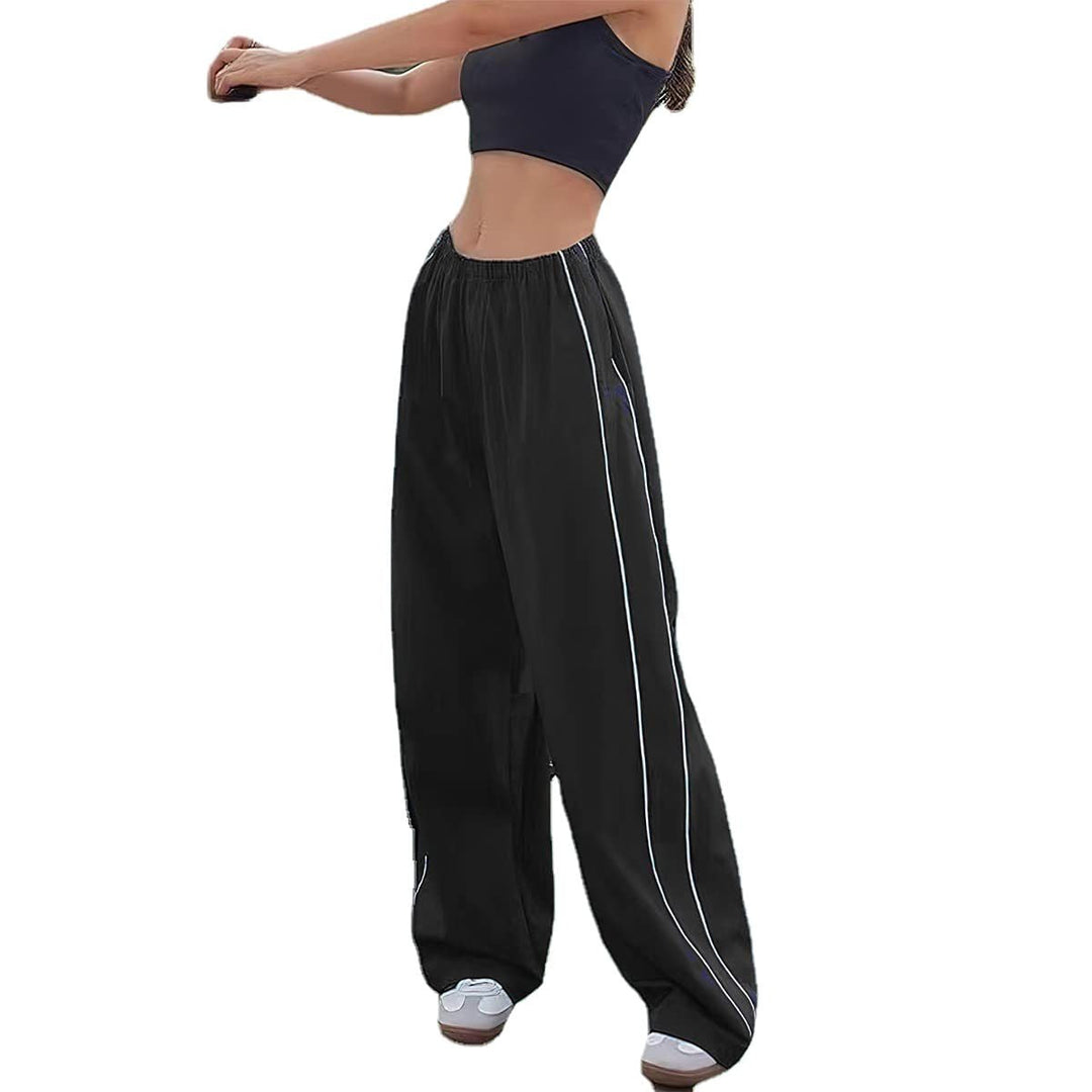 Moderne Damen Freizeithose, weites Bein, perfekt für Sport und Alltag, bietet viel Bewegungsfreiheit.