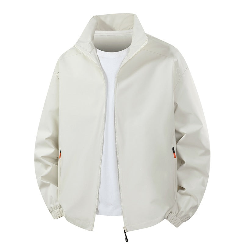Leichte, komfortable Herren Sportjacke, ideal für Sport & Freizeit.