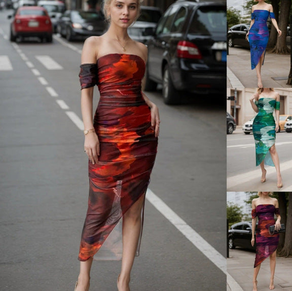 Damen schulterfreies figurbetontes Maxikleid mit Raffung & Beinschlitz im eleganten Aquarell-Print.