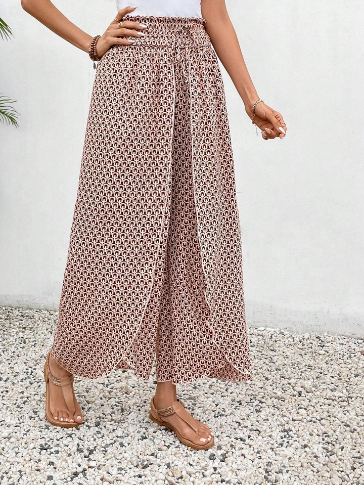 Luftige Damen Palazzo-Hose mit weitem Bein & gerafftem Bund. Ideale Urlaubshose für entspannte Tage.