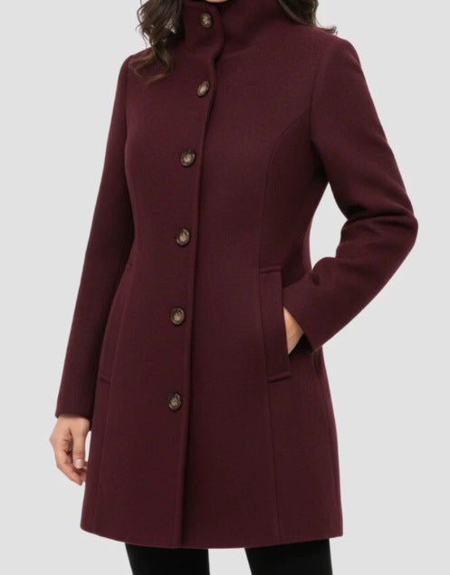 Freizeit-Jacke für Damen, elegant und mit Stehkragen. Warme Herbst/Winter Oberbekleidung.
