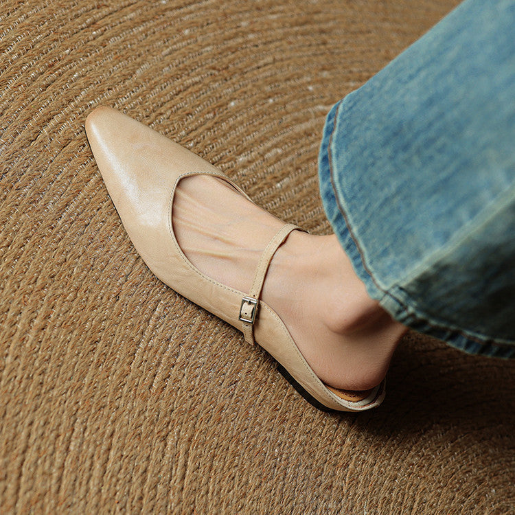 Leichtgewichtiger kastanienbrauner Damen Slipper, bequemer Sommer Schuh für Freizeit.