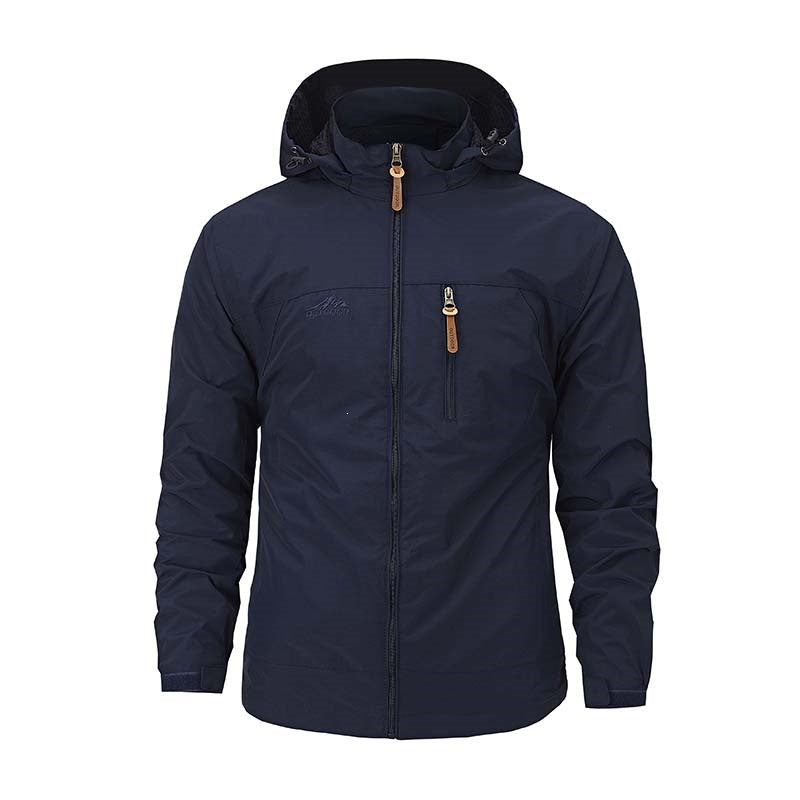 Robuste Herren Funktionsjacke mit Kapuze, wetterfest, winddicht & wasserabweisend. Perfekt für Outdoor-Abenteuer.