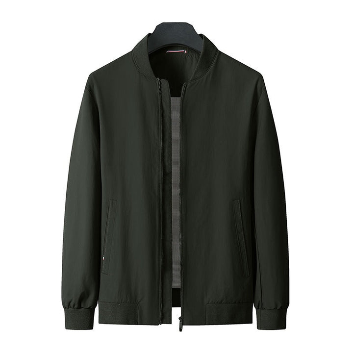 Moderne Herren Übergangsjacke in leichtem Design, komfortabel & atmungsaktiv für jede Gelegenheit.