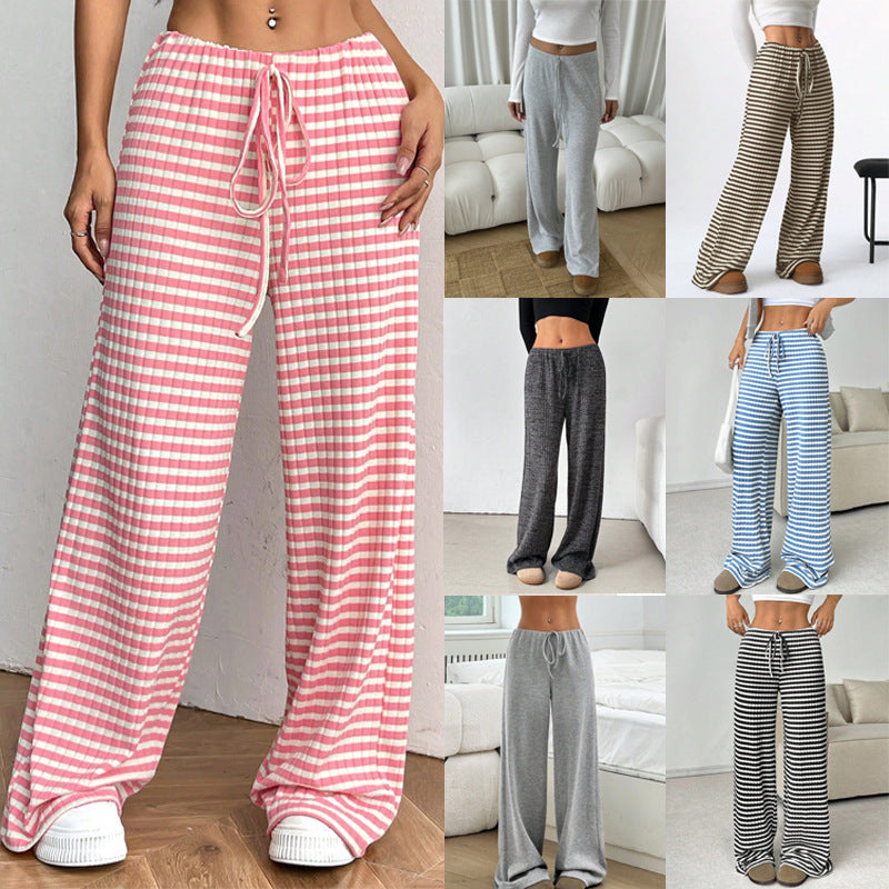Weite gerippte Damenhose mit Kordelzug, ideal für Loungewear & Komfort. Gemütliche Freizeitmode für Damen.