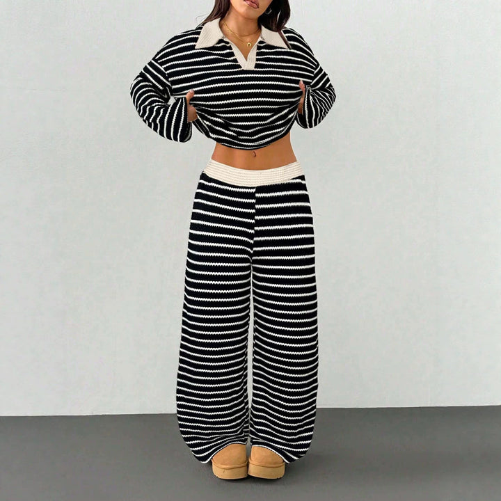 Modernes Loungewear Set für Damen: Gestreiftes Oberteil & weite Palazzo Hose für den Alltag.