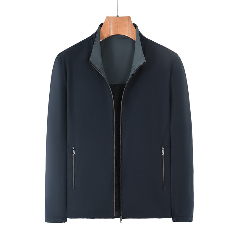 Detailaufnahme der wasserdichten & atmungsaktiven Herren Funktionsjacke, hochwertige Verarbeitung.