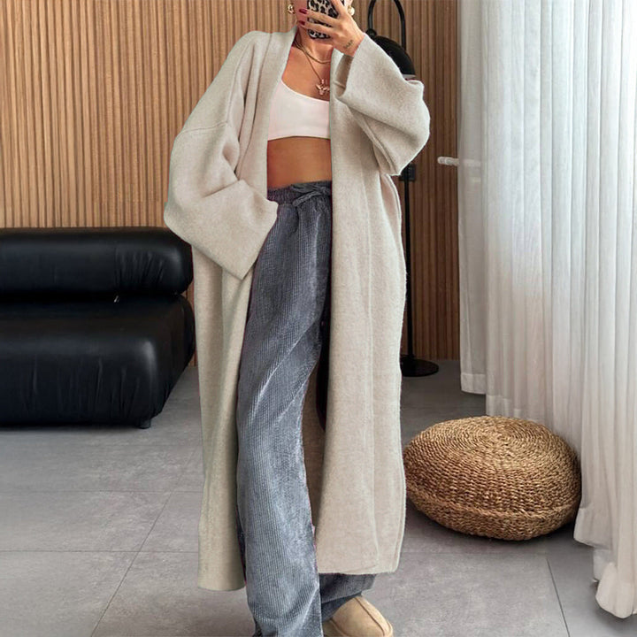 Stilvoller Damen Oversize Langmantel mit Kimonokragen, weiten Ärmeln und offenem Schnitt für Lagenlook.