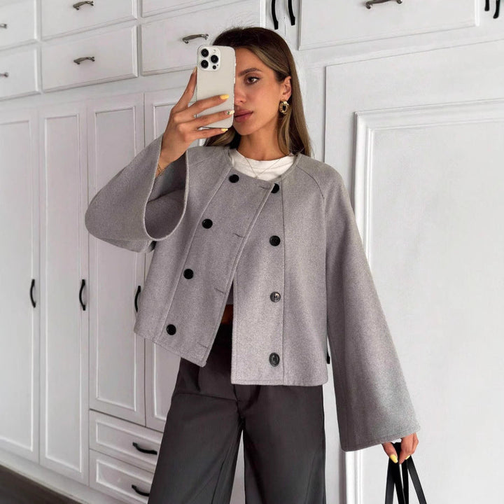 Elegante graue Damen Oversized Jacke, modisch & bequem. Perfekt für Herbstmode & vielseitige Outfits.