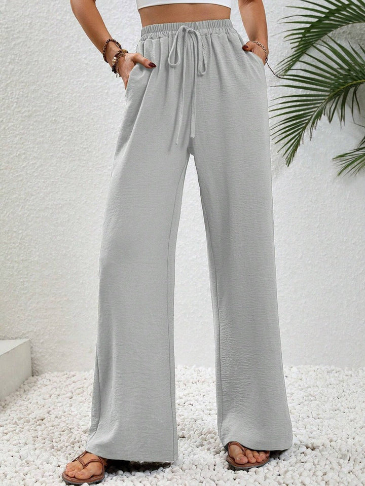 Feminine weite Damenhose, luftig und leicht, mit bequemem Gummibund für jede Figur.