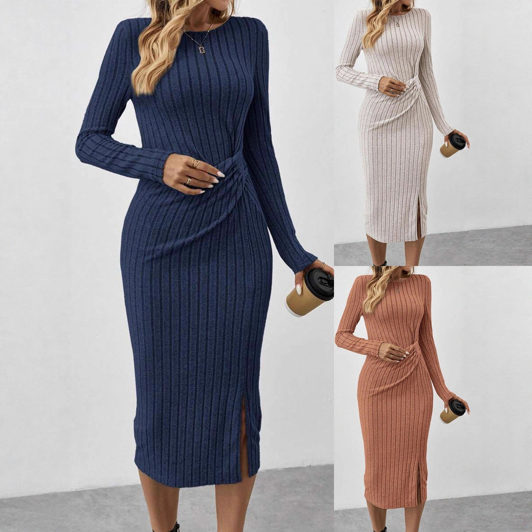 Elegantes geripptes Damen Midikleid mit langen Ärmeln und gedrehtem Taillendetail für Herbst & Winter.