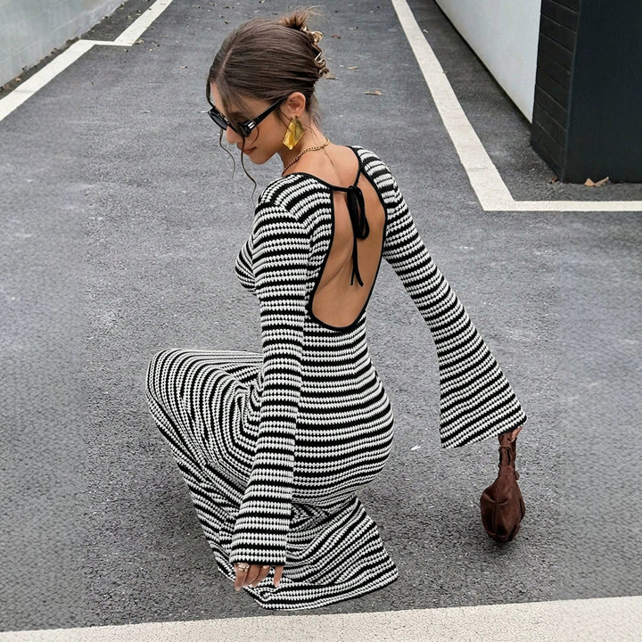 Elegantes Damenkleid, figurbetontes Midikleid mit modischen Trompetenärmeln. Vielseitig für Alltag & Feier.